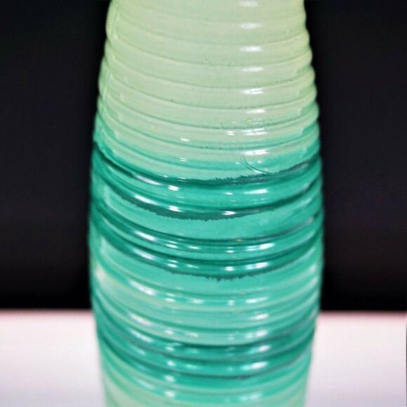 Vintage Swirl Glass Bud Vase Shades Of Green Made in Spain Hallmarked YE - Picture 3 of 10